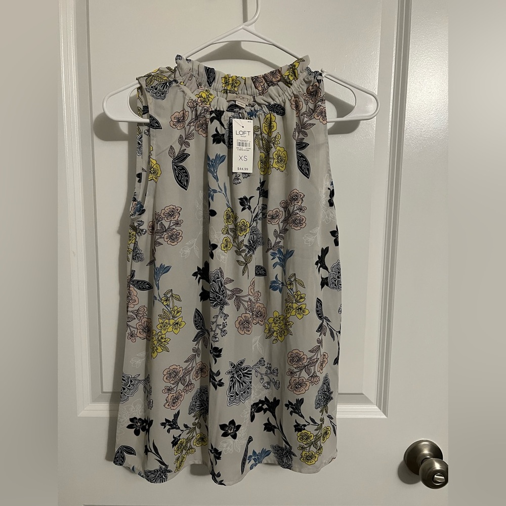 Gray Floral Loft Sleeveless Top